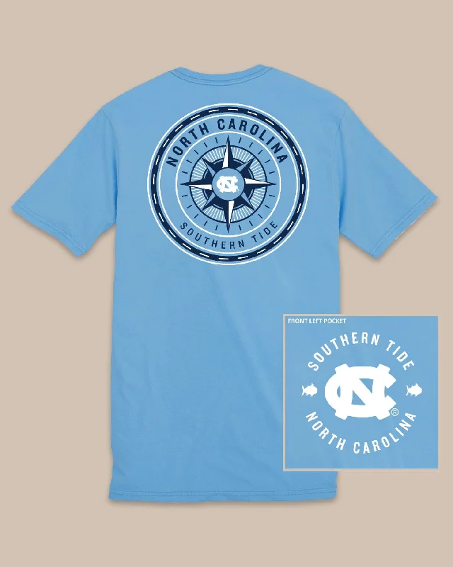 Women's moisture wicking t shirt Women's Under Armour t shirt North Carolina Tar Heels Gameday Collegiate Compass T-Shirt