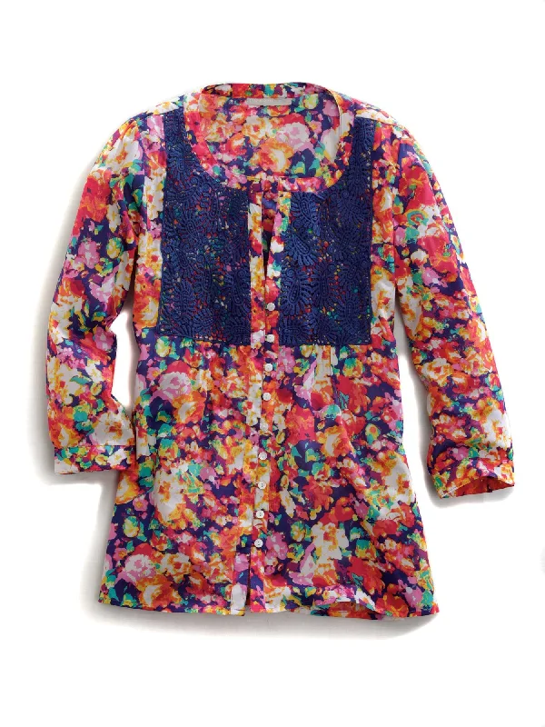 Long sleeve shirts for early spring Women's long sleeve red shirts Tin Haul Womens 109 Floral Impression Multi-Color 100% Cotton L/S Blouse Long sleeve shirts for early spring Women's long sleeve red shirts Tin Haul Womens 109 Floral Impression Multi-Color 100% Cotton L/S Blouse