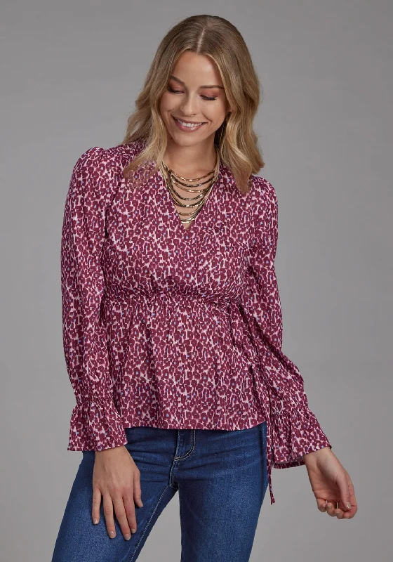 Luxury long sleeve shirts with high - quality materials Women's long sleeve small tops Roper Womens 2134 Leopard Red Multi 100% Polyester V-Neck L/S Blouse Luxury long sleeve shirts with high - quality materials Women's long sleeve small tops Roper Womens 2134 Leopard Red Multi 100% Polyester V-Neck L/S Blouse