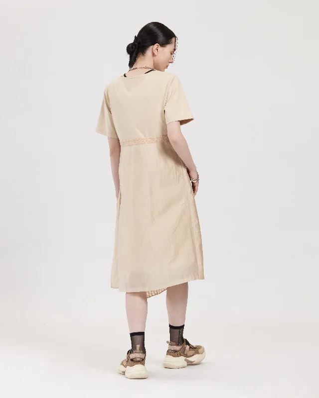 Built in Hatler Neck Dress