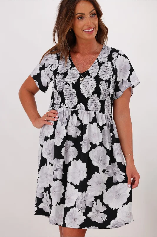 Gloss By Shine On Merci Flutter Sleeve Dress Black Silver Floral