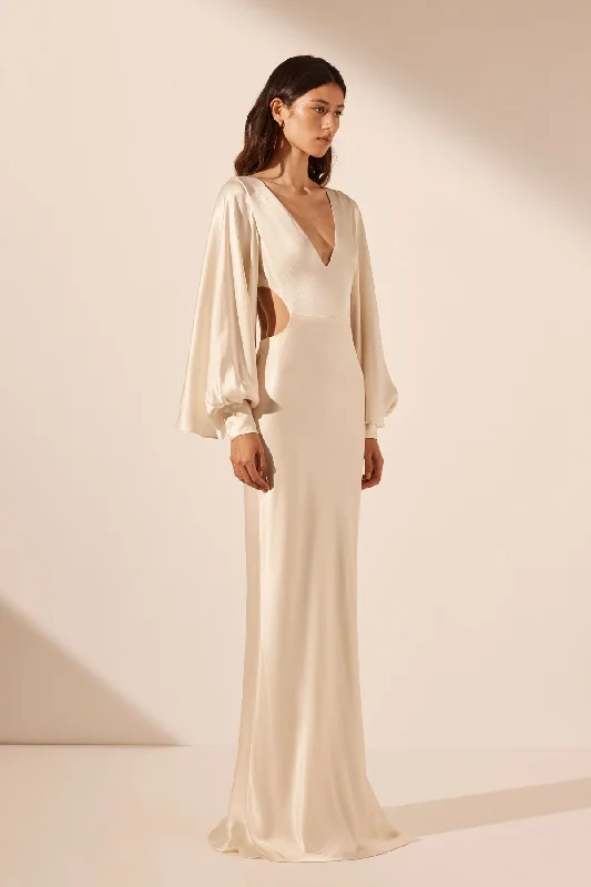 LA LUNE CIRCLE SLEEVE CUT OUT MAXI DRESS - CREAM