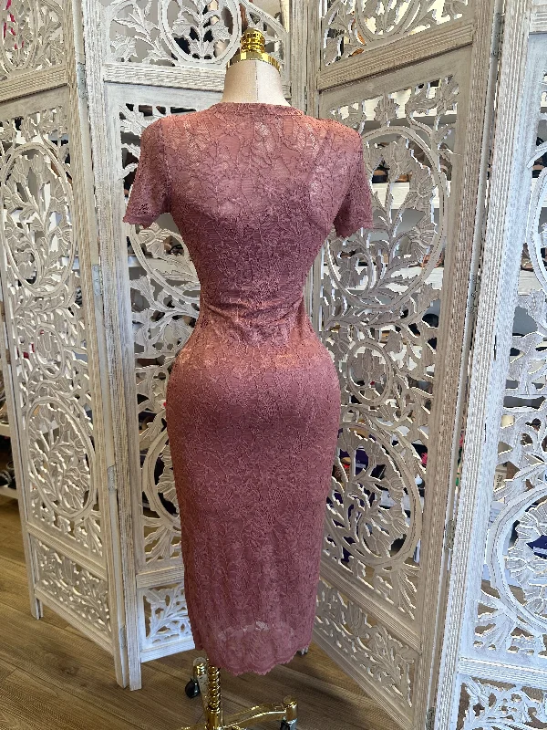 Mauve Lace Bodycon Dress- Stretchy, Estira