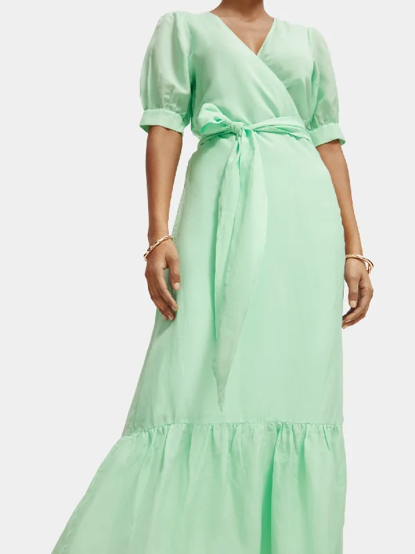 Maxi dress with v-neck