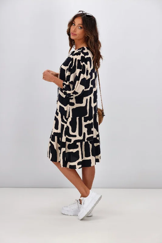 New U Collection Yasmin Geo Print Dress Black Beige