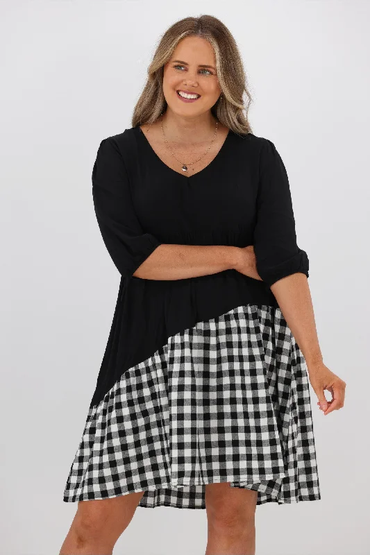 Silver Wishes Gingham Contrast Angle Tiered Dress Black