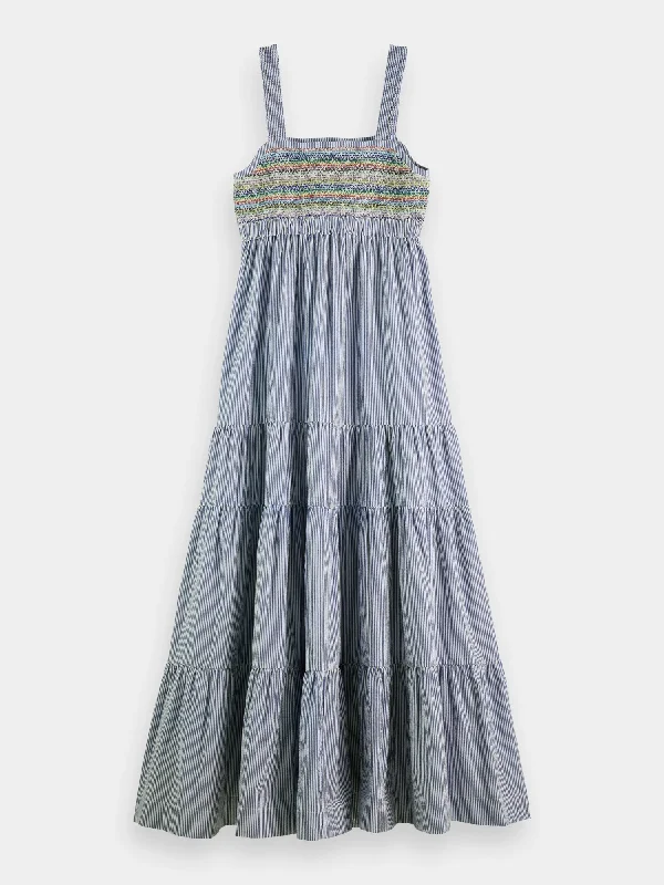 Sleeveless smocked & tiered maxi dress