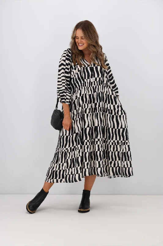 Sunday Boho Shani Dress Geo Print Black Cream