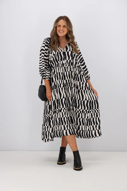 Sunday Boho Shani Dress Geo Print Black Cream