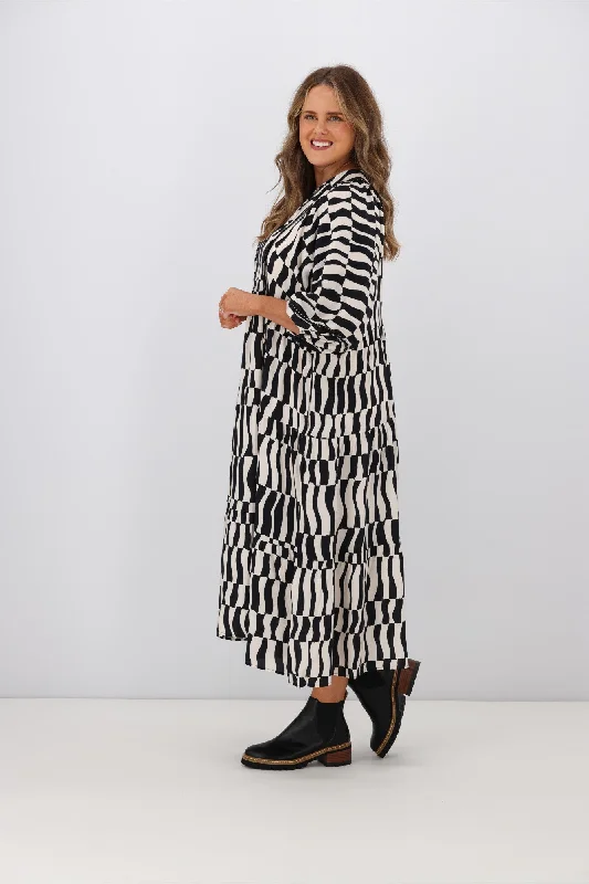 Sunday Boho Shani Dress Geo Print Black Cream