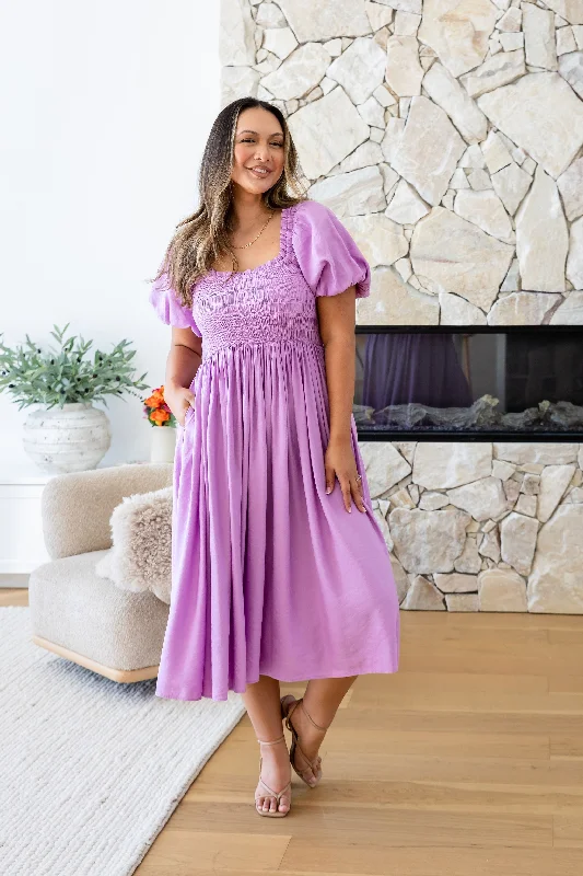 Stelle Linen Blend Midi Dress in Berry