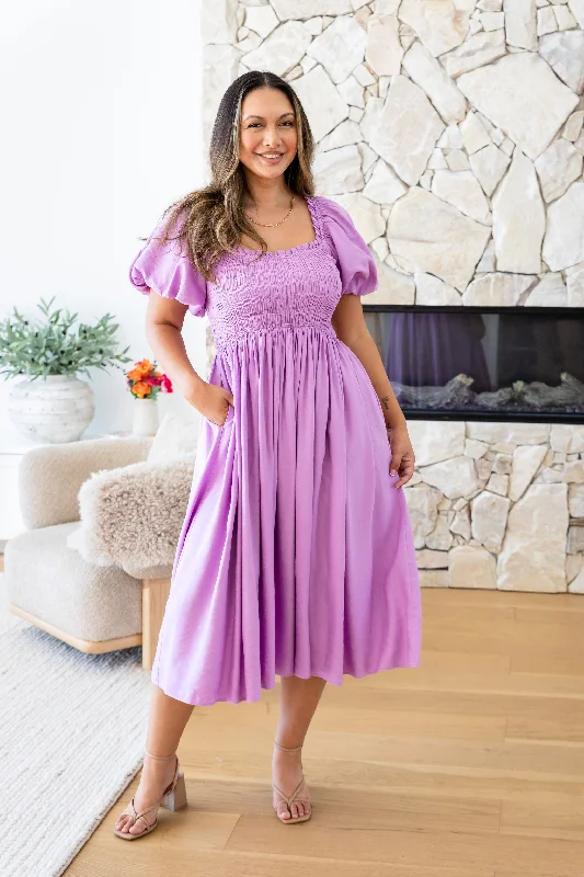 Stelle Linen Blend Midi Dress in Berry